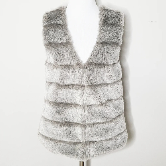 Joie Andrina Gray Faux Fur Vest S - Picture 2 of 7